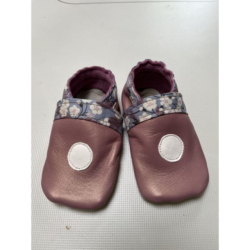 chausson bébé en cuir d'agneau 6-12 mois violet - La Boutique de Theophile