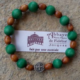 Dizainier bracelet en bois vert de Pour ma prière